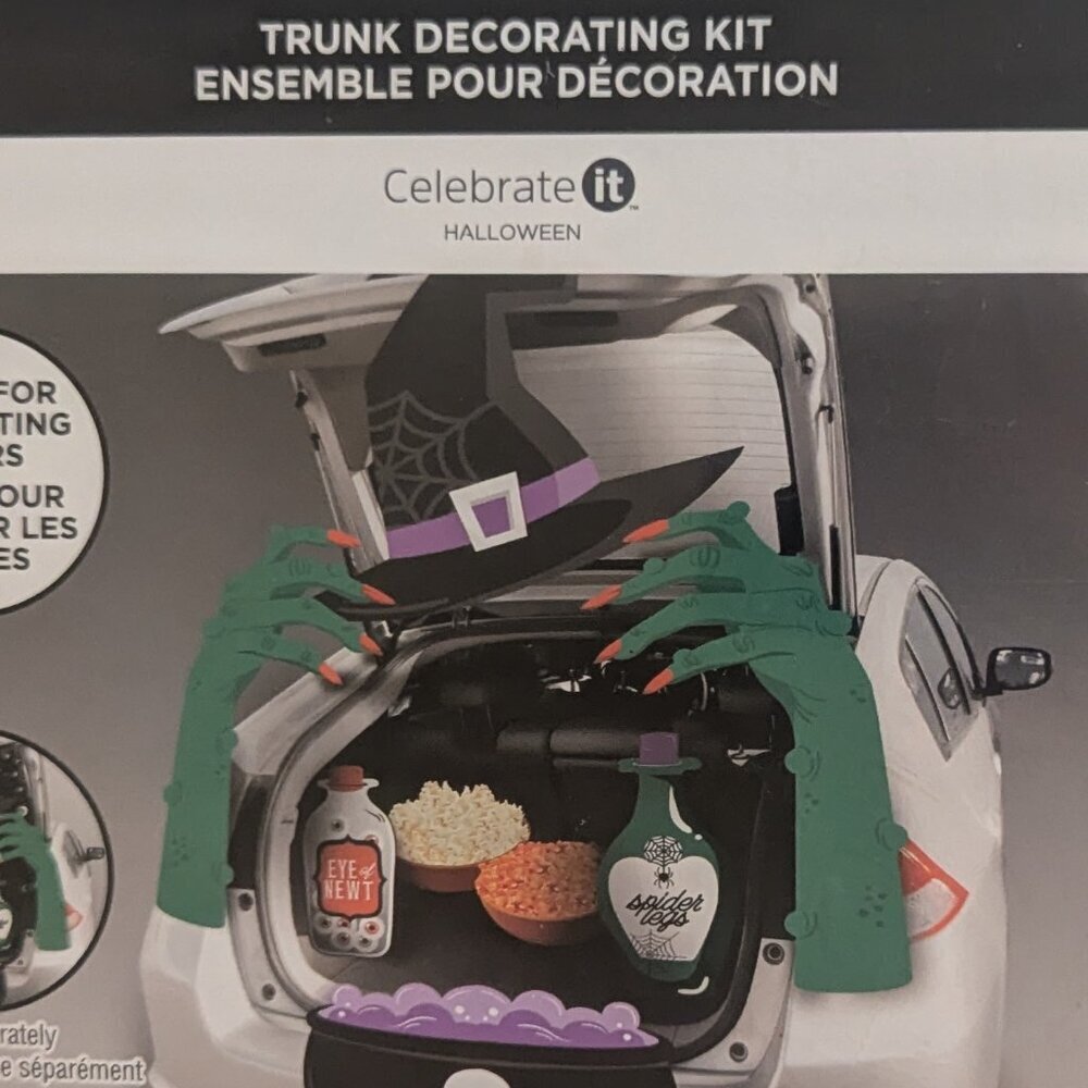 NWT Witch Cauldron Potion Halloween Trunk or Door Decorating Kit Michael's Decor
